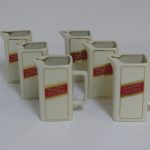 Lote: 225 - Lote: 225 - Jarras y bandeja