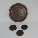 Lote: 228 - Lote: 228 - Bandeja y ceniceros