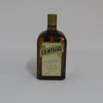 Lote: 165 - Lote: 165 - Botella de licor