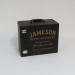 Lote: 122 - Lote: 122 - Estuche Jameson