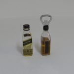 Lote: 4 - Lote: 4 - Botellitas y destapador