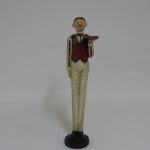 Lote: 26 - Lote: 26 - Figura de mozo y set bar