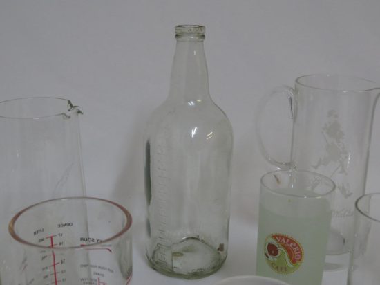Lote: 307 - Lote: 307 - Jarras y vasos