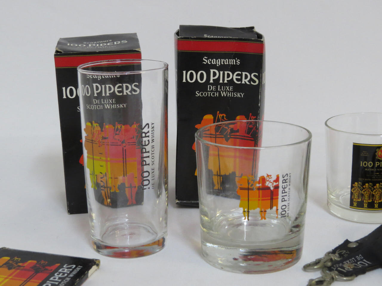 Lote: 106 - Lote: 106 - Lote 100 Pipers