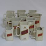 Lote: 322 - Lote: 322 - Lote de jarras