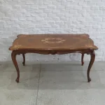 Lote: 56 - Lote: 56 - Mesa de sala