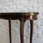 Lote: 57 - Lote: 57 - Mesa de sala