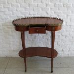 Lote: 58 - Lote: 58 - Mesa de sala