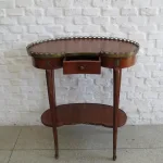 Lote: 58 - Lote: 58 - Mesa de sala