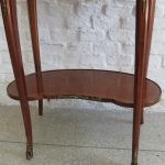 Lote: 58 - Lote: 58 - Mesa de sala
