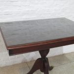 Lote: 54 - Lote: 54 - Mesa de sala Inglesa