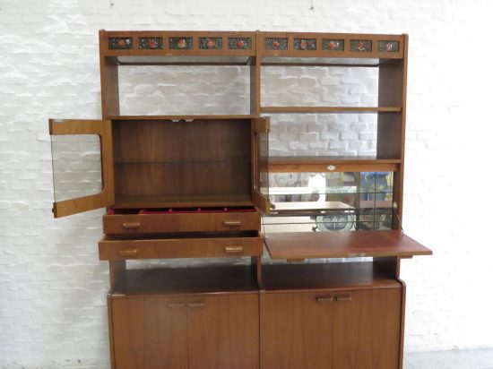 Lote: 85 - Lote: 85 - Juego de comedor