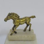Lote: 34 - Lote: 34 - Estatuilla