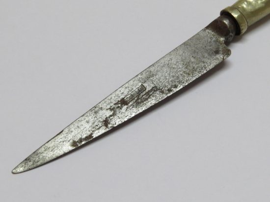 Lote: 255 - Lote: 255 - Cuchillo verijero