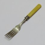Lote: 219 - Lote: 219 - Cuchillo y tenedor