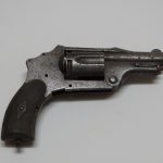 Lote: 321 - Lote: 321 - Revólver