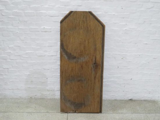 Lote: 345 - Lote: 345 - Tabla de quesería