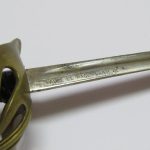 Lote: 208 - Lote: 208 - Miniatura de sable