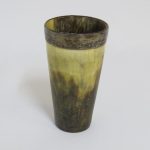 Lote: 191 - Lote: 191 - Vaso en guampa