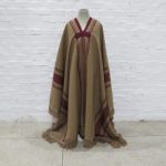 Lote: 106 - Lote: 106 - Poncho