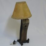 Lote: 32 - Lote: 32 - Lampara de mesa