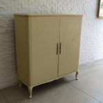 Lote: 103 - Lote: 103 - Mueble aparador