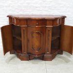Lote: 80 - Lote: 80 - Mueble de arrimo