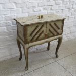 Lote: 99 - Lote: 99 - Mueble costurero