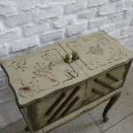 Lote: 99 - Lote: 99 - Mueble costurero