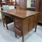 Lote: 101 - Lote: 101 - Escritorio de roble