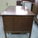 Lote: 101 - Lote: 101 - Escritorio de roble