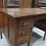 Lote: 101 - Lote: 101 - Escritorio de roble