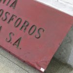 Lote: 41 - Lote: 41 - Cartel en chapa y lertas corporeas