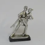 Lote: 15 - Lote: 15 - Estatuilla