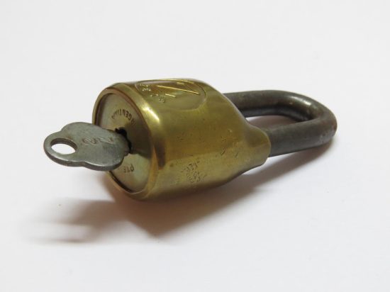 Lote: 87 - Lote: 87 - Candado
