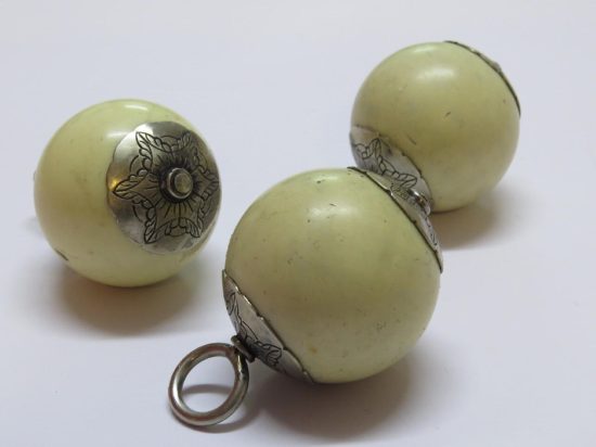 Lote: 226 - Lote: 226 - Bolas de boleadoras