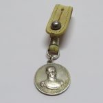Lote: 17 - Lote: 17 - Llavero con medalla