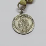 Lote: 17 - Lote: 17 - Llavero con medalla