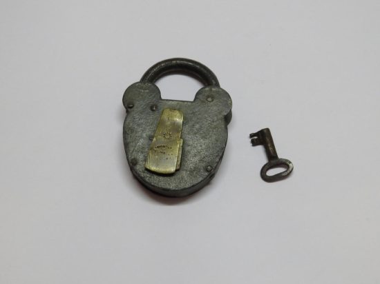 Lote: 90 - Lote: 90 - Candado