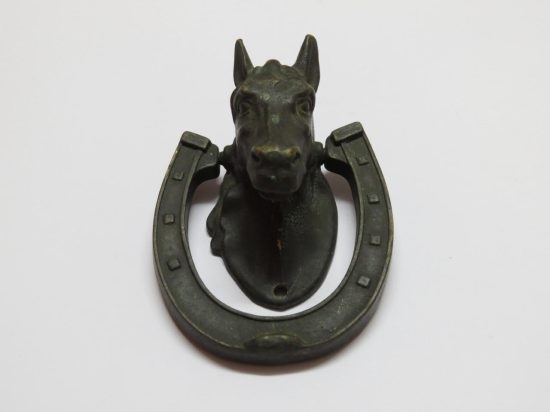 Lote: 82 - Lote: 82 - Lamador en bronce