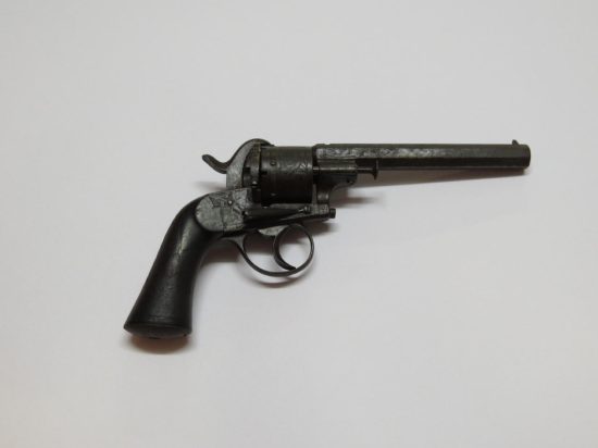 Lote: 291 - Lote: 291 - Revólver