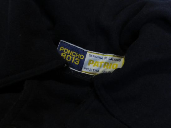 Lote: 234 - Lote: 234 - Poncho