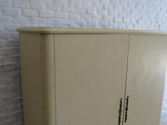 Lote: 116 - Lote: 116 - Mueble aparador