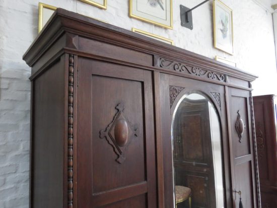 Lote: 119 - Lote: 119 - Ropero