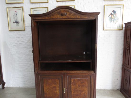 Lote: 123 - Lote: 123 - Modular en raíz