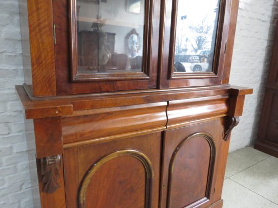 Lote: 124 - Lote: 124 - Mueble biblioteca