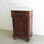 Lote: 40 - Lote: 40 - Mesa de luz