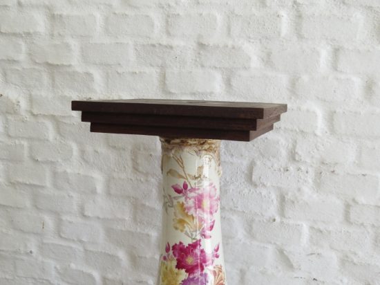 Lote: 56 - Lote: 56 - Pedestal