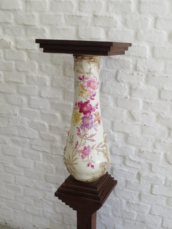 Lote: 56 - Lote: 56 - Pedestal