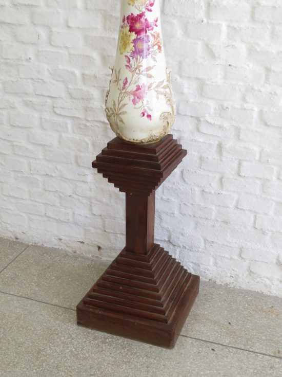 Lote: 56 - Lote: 56 - Pedestal